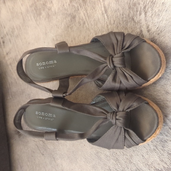 Sonoma wedge ladies sandals sage green - Picture 2 of 4